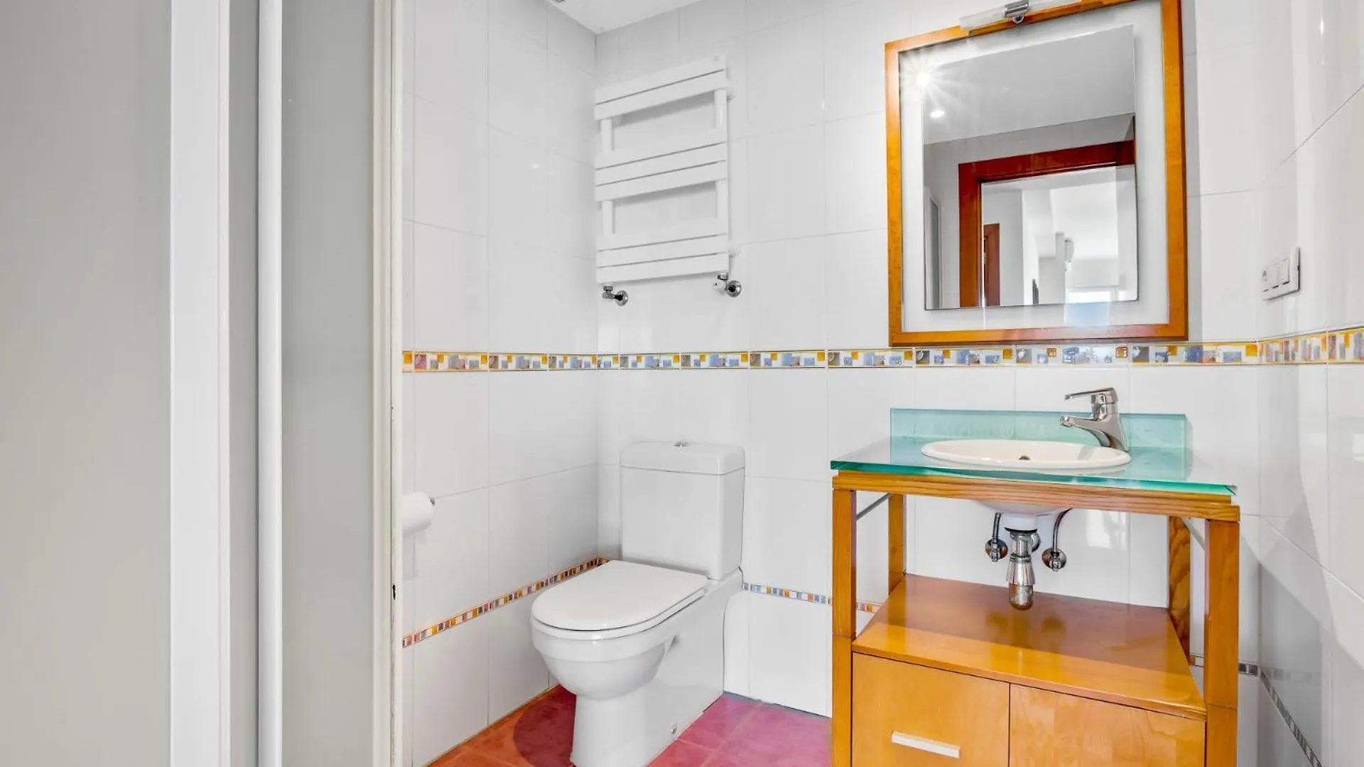 Apt Alameda De Colon Solo Familias Malaga 0*,